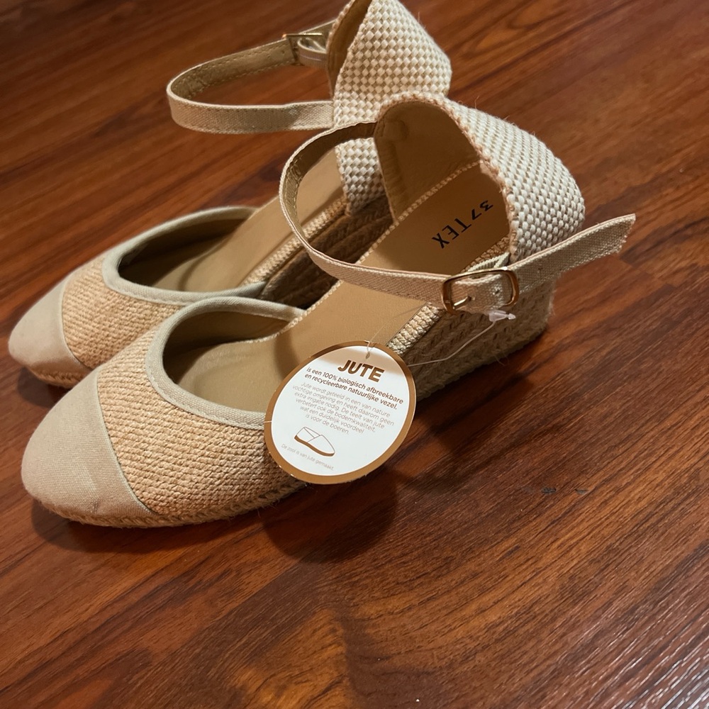 Stylish Beige Wedge Sandals